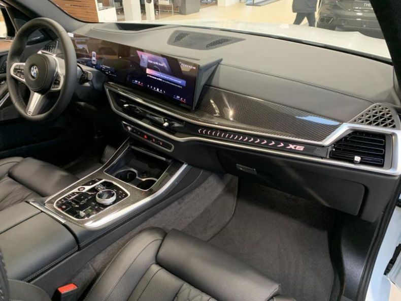 BMW X5 - hlavní fotka