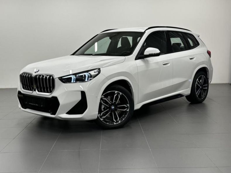 BMW X1 - hlavní foto