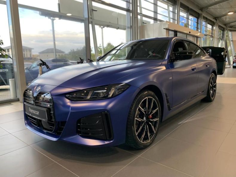 BMW i4 - hlavní foto