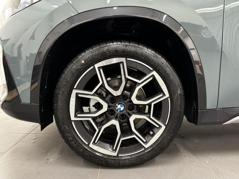 BMW X1 - hlavní fotka