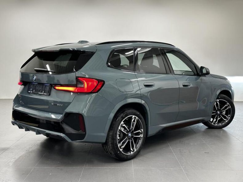 BMW X1 - hlavní fotka