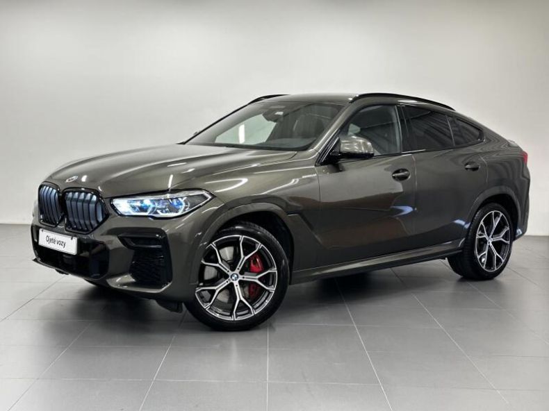 BMW X6 - hlavní foto