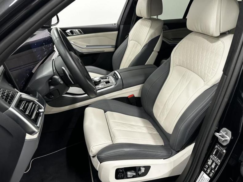 BMW X5 - hlavní fotka