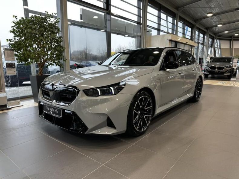 BMW M5 - hlavní foto
