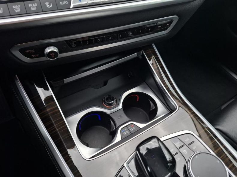 BMW X5 - hlavní fotka