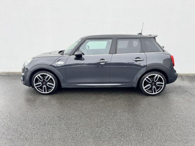 Mini Cooper - hlavní fotka