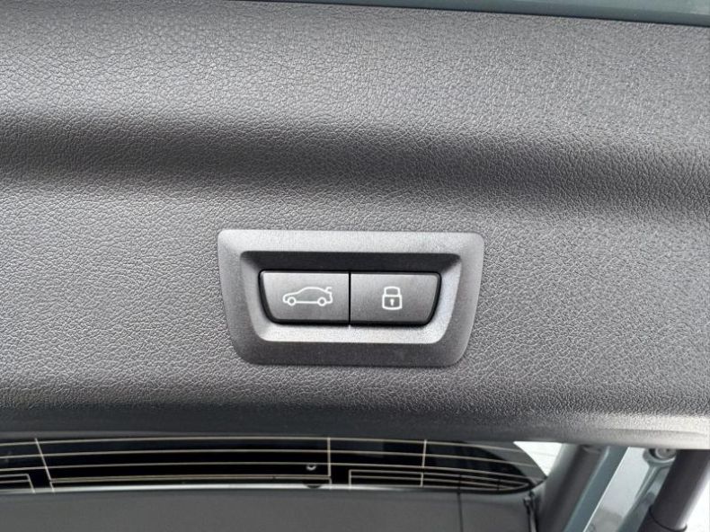 BMW X1 - hlavní fotka