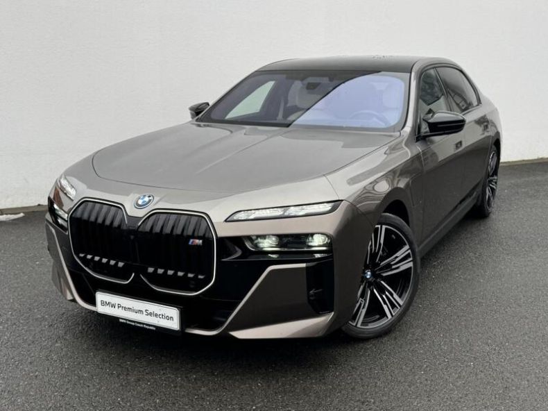 BMW Řada 7 - hlavní foto