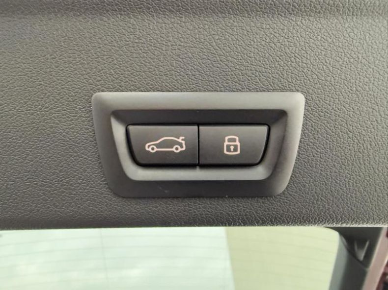 BMW X6 - hlavní fotka