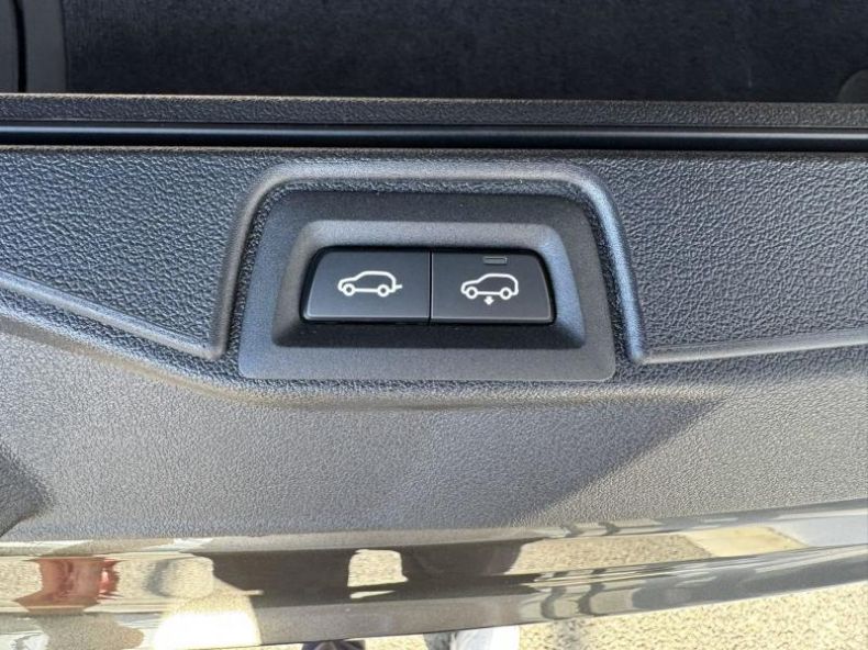 BMW X7 - hlavní fotka