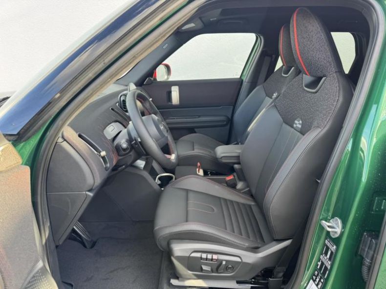 Mini Countryman - hlavní fotka