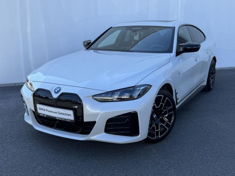 BMW i4 - hlavní foto