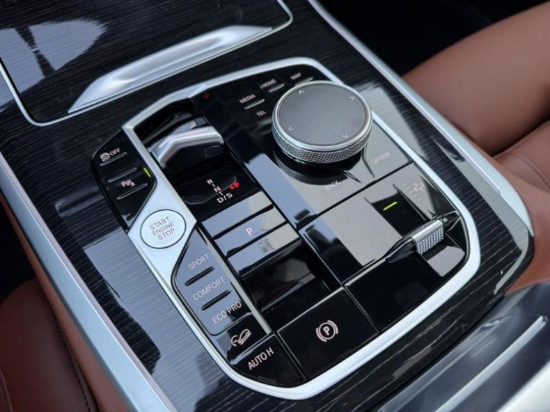 BMW X5 - hlavní fotka