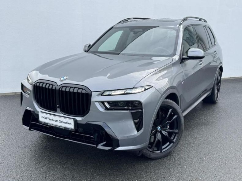 BMW X7 - hlavní foto