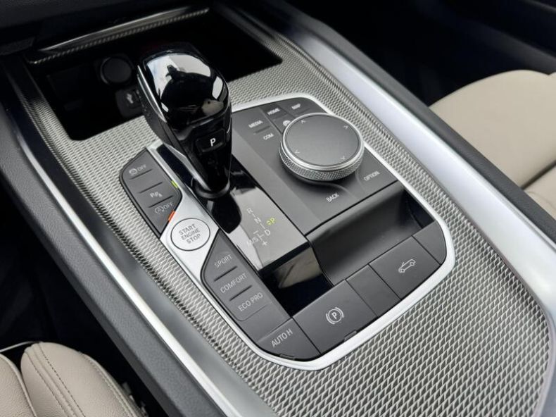 BMW Z4 - hlavní fotka