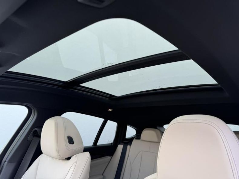 BMW X4 - hlavní fotka