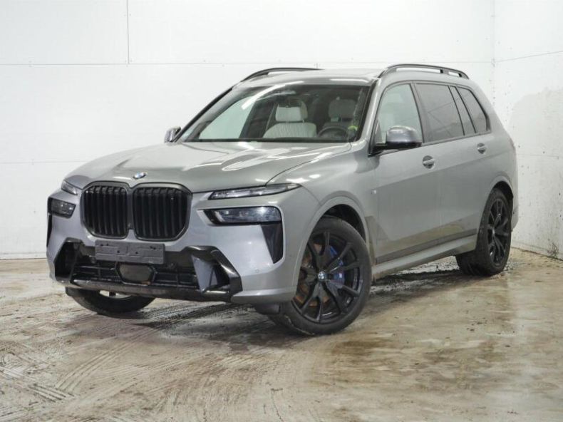 BMW X7 - hlavní foto