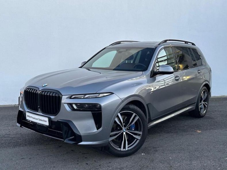 BMW X7 - hlavní foto