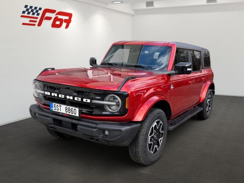 Ford Bronco - hlavní fotka