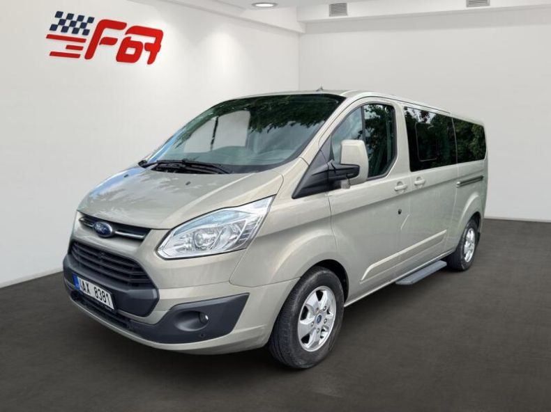 Ford Tourneo - hlavní foto