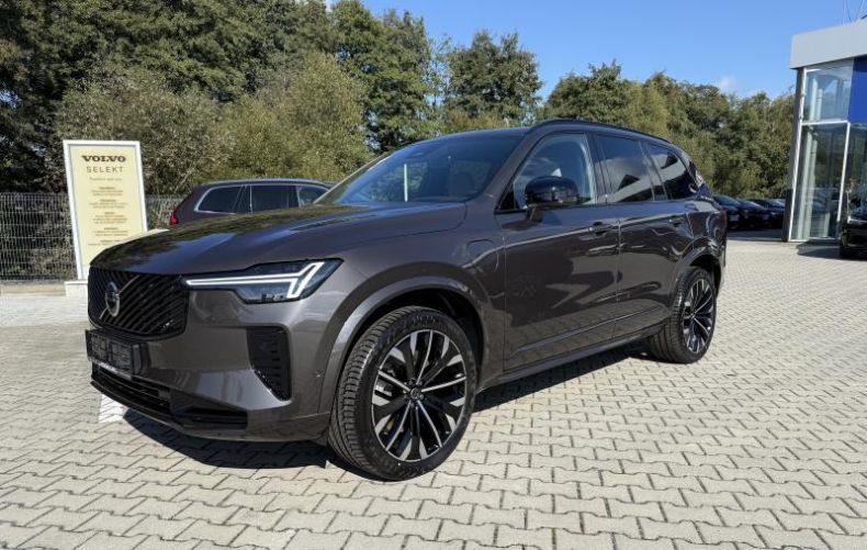 Volvo XC90 - hlavní foto