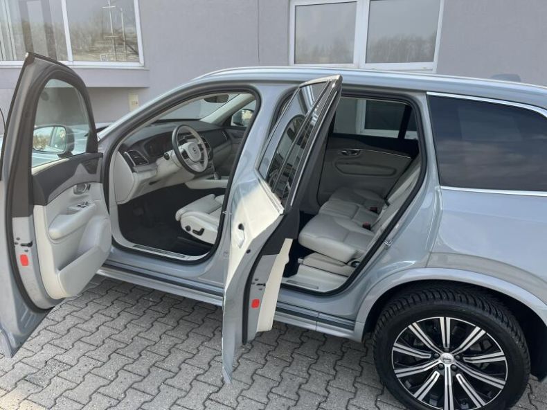 Volvo XC90 - hlavní fotka