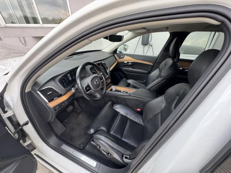 Volvo XC90 - hlavní fotka