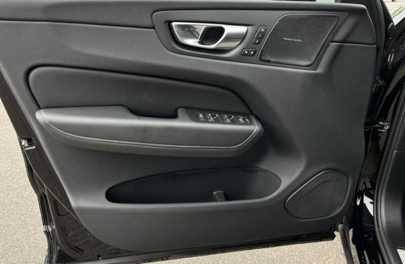 Volvo XC60 - hlavní fotka