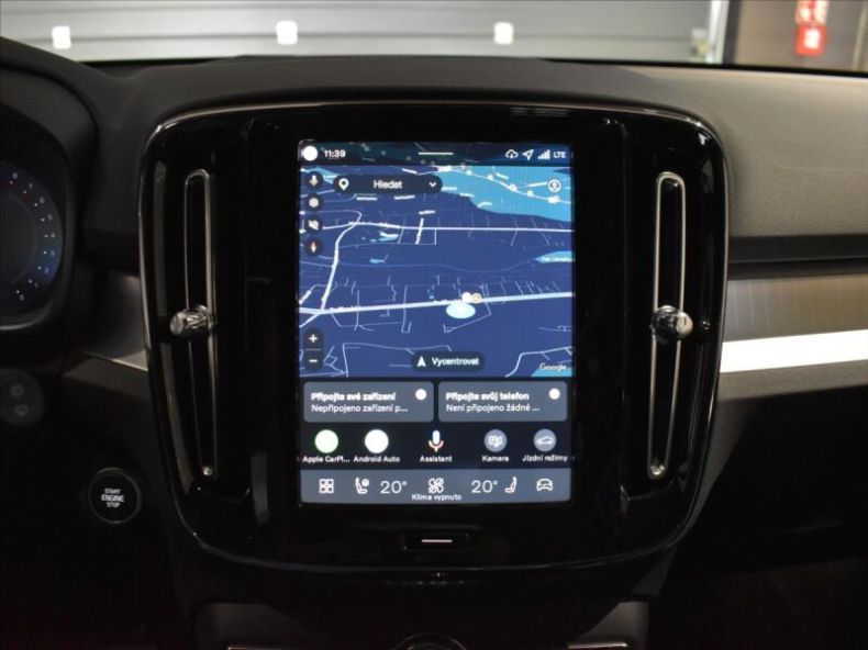 Volvo XC40 - hlavní fotka