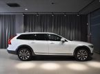 Volvo V90 - fotka číslo 2