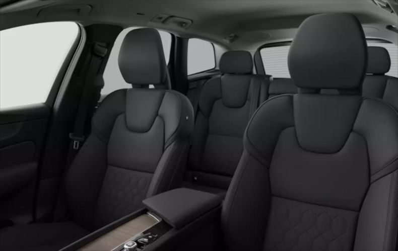 Volvo XC60 - hlavní fotka