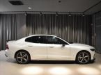 Volvo S60 - fotka číslo 2