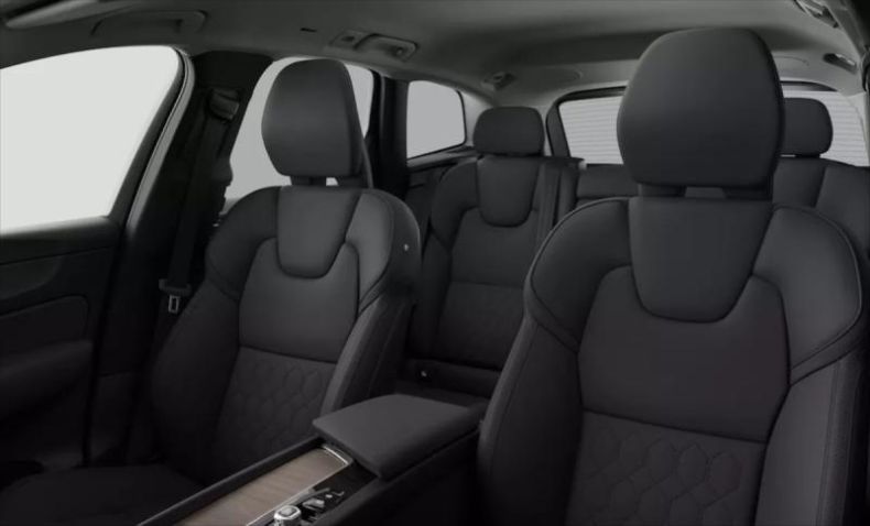 Volvo XC60 - hlavní fotka