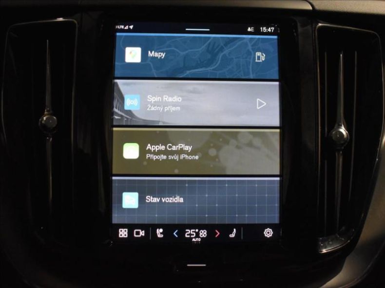 Volvo XC60 - hlavní fotka