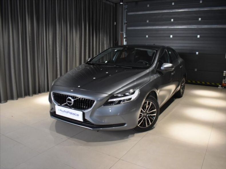 Volvo V40 - hlavní foto