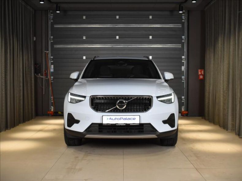 Volvo XC40 - hlavní fotka