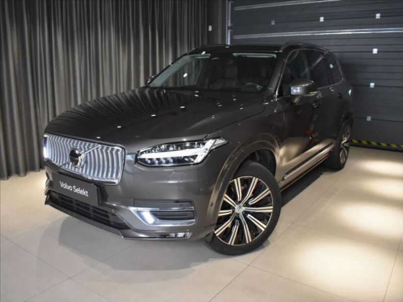Volvo XC90 - hlavní foto