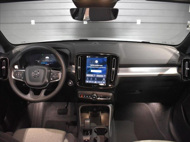 Volvo XC40 - hlavní fotka