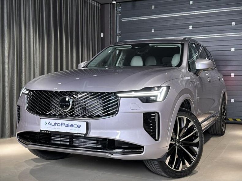 Volvo XC90 - hlavní foto