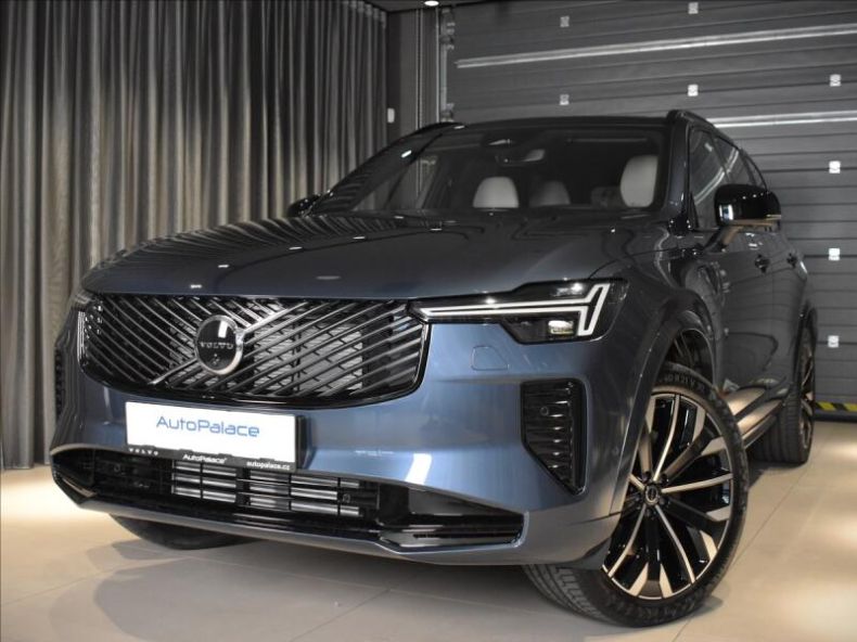 Volvo XC90 - hlavní foto