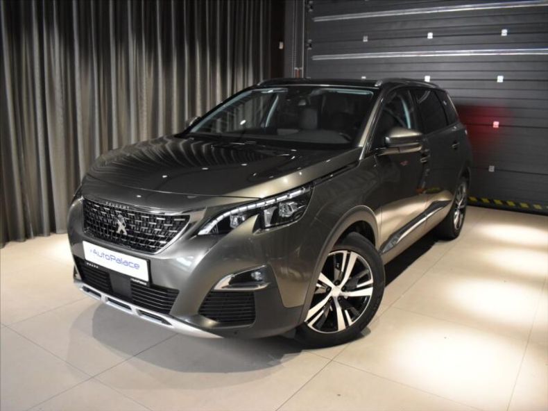 Peugeot 5008 - hlavní foto