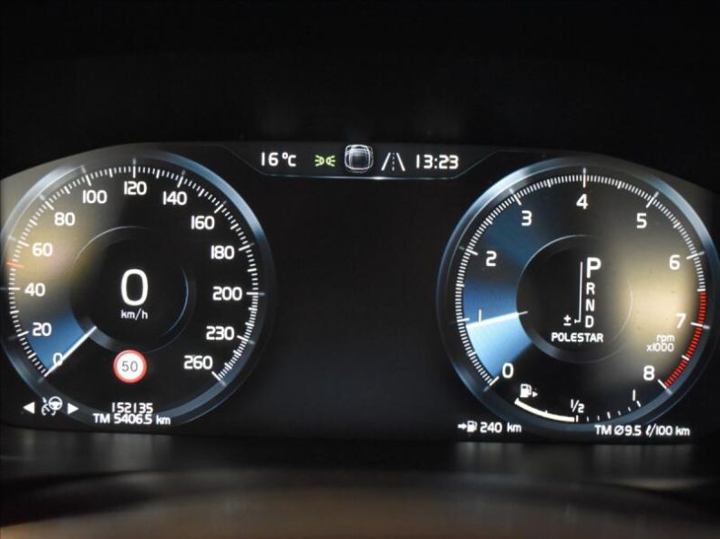 Volvo S90 - hlavní fotka