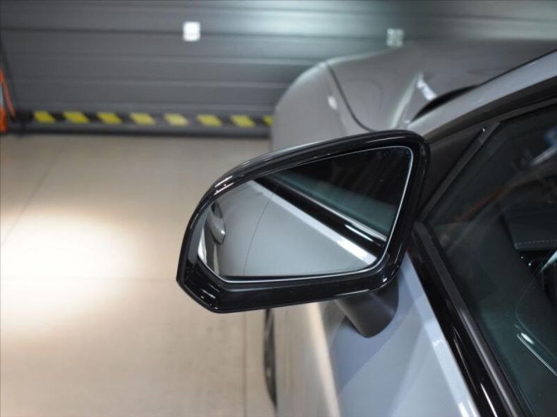Volvo S60 - hlavní fotka