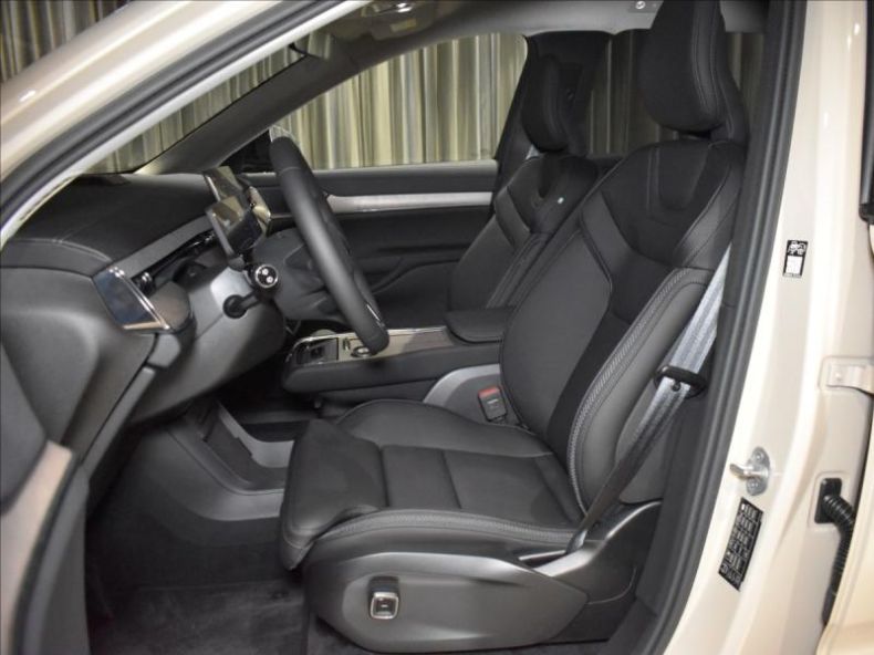 Volvo EX90 - hlavní fotka