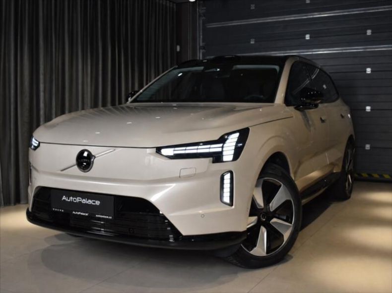 Volvo EX90 - hlavní foto