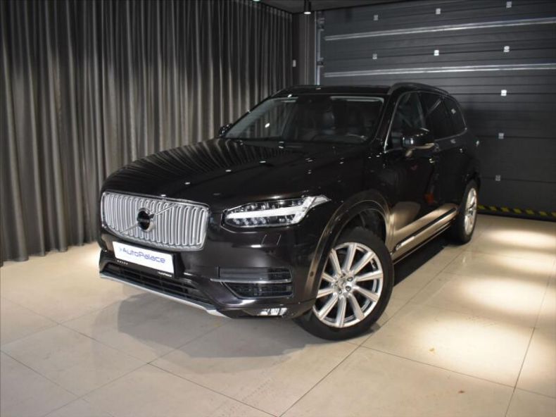 Volvo XC90 - hlavní foto
