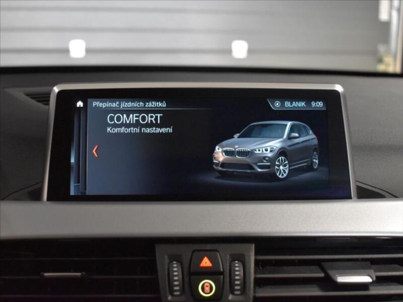 BMW X1 - hlavní fotka