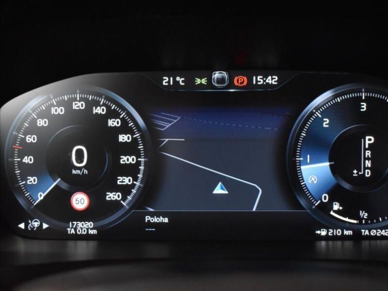 Volvo XC90 - hlavní fotka