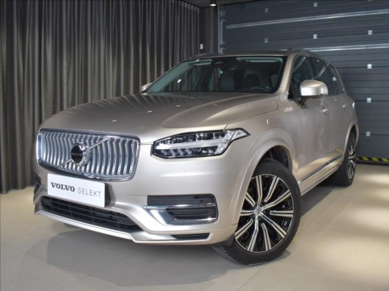 Volvo XC90 - hlavní foto