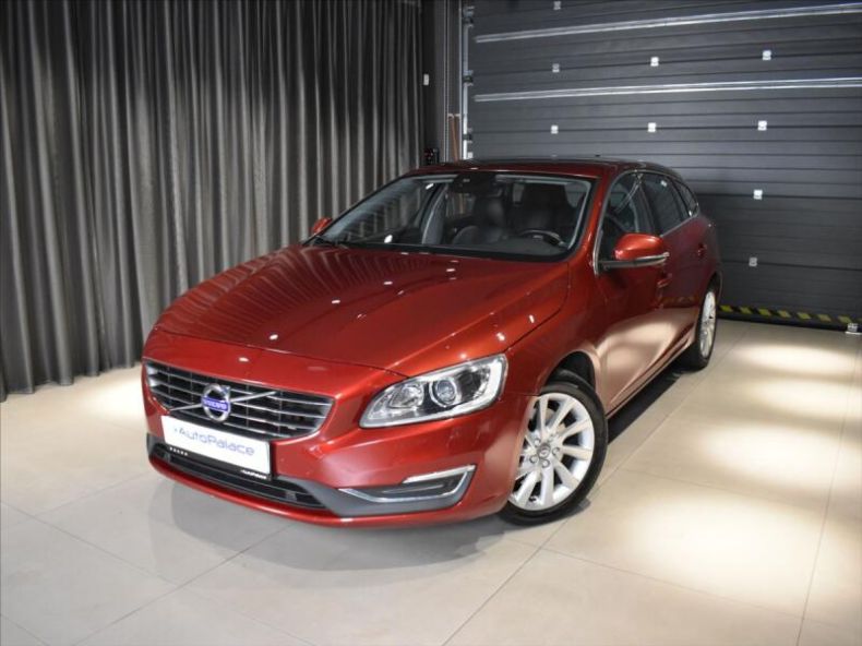 Volvo V60 - hlavní fotka inzerátu
